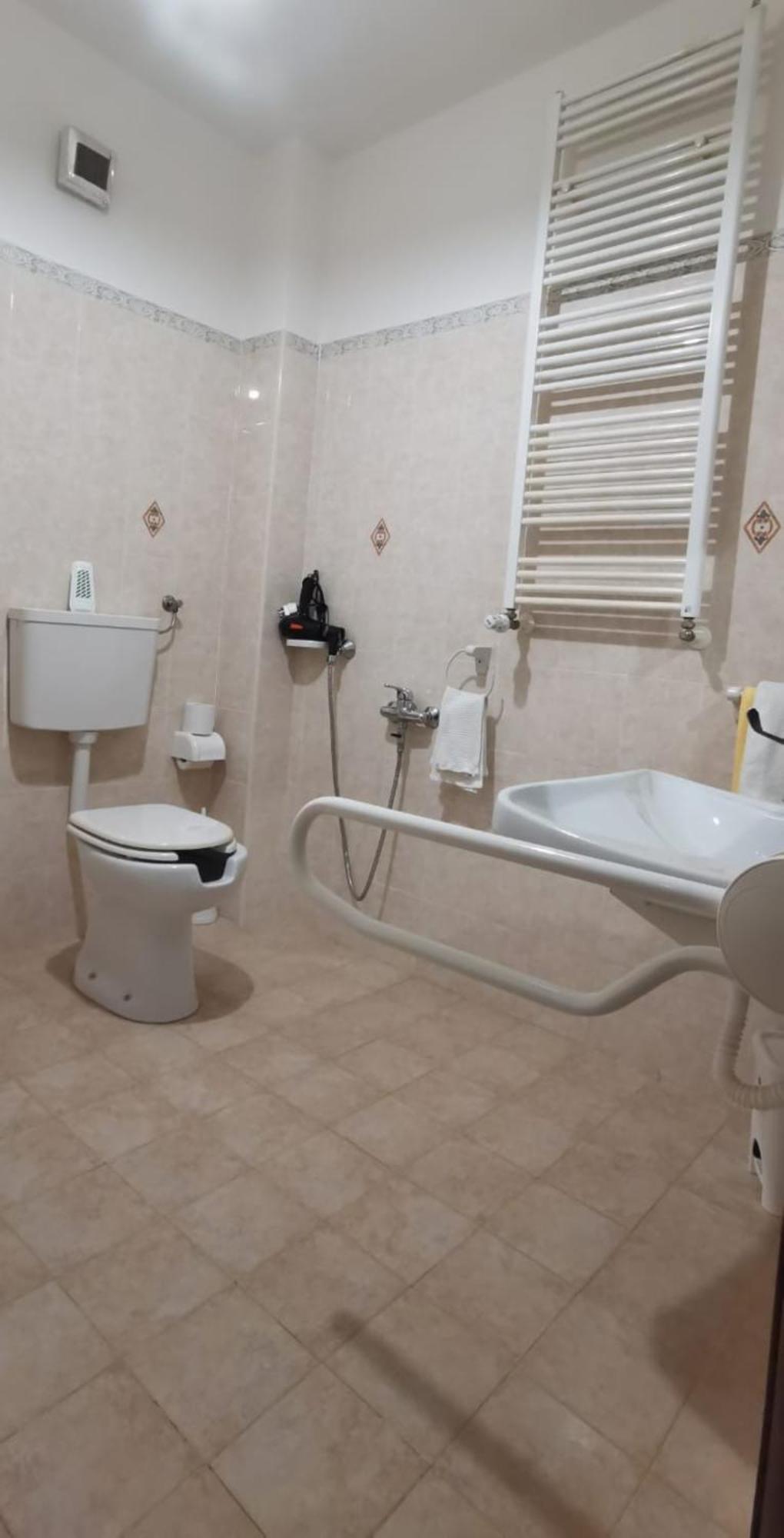 Hotel Edelweiss Laino Borgo Ngoại thất bức ảnh