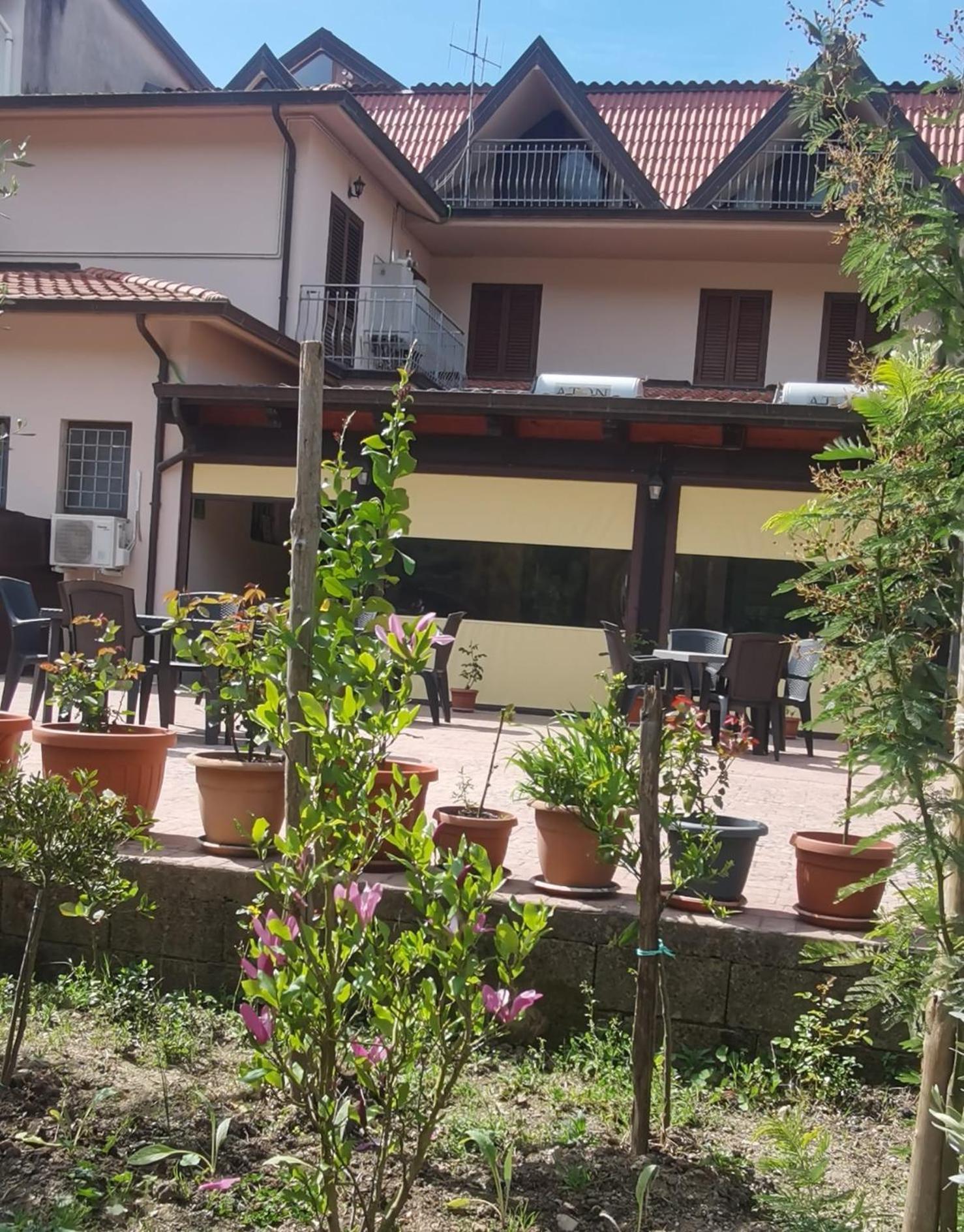 Hotel Edelweiss Laino Borgo Ngoại thất bức ảnh