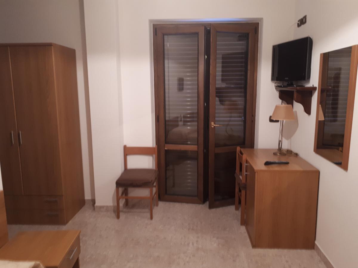 Hotel Edelweiss Laino Borgo Ngoại thất bức ảnh